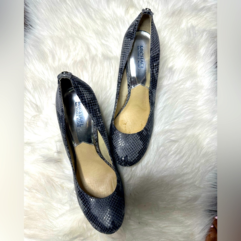 Michael Kors Python Pump Sz 10
